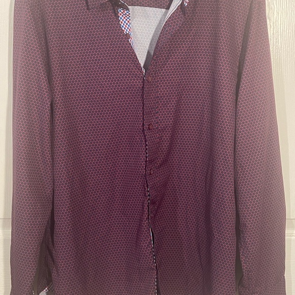 Stylish Burgundy Patterned Men's Shirt - Picture 1 of 9